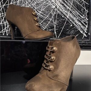 Eva & Zoe stiletto Ankle Boots
